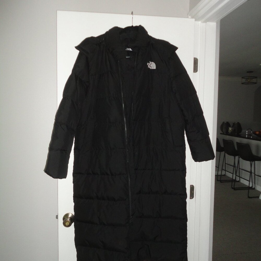 The North Face puffer coat/long/L/Hooded/black